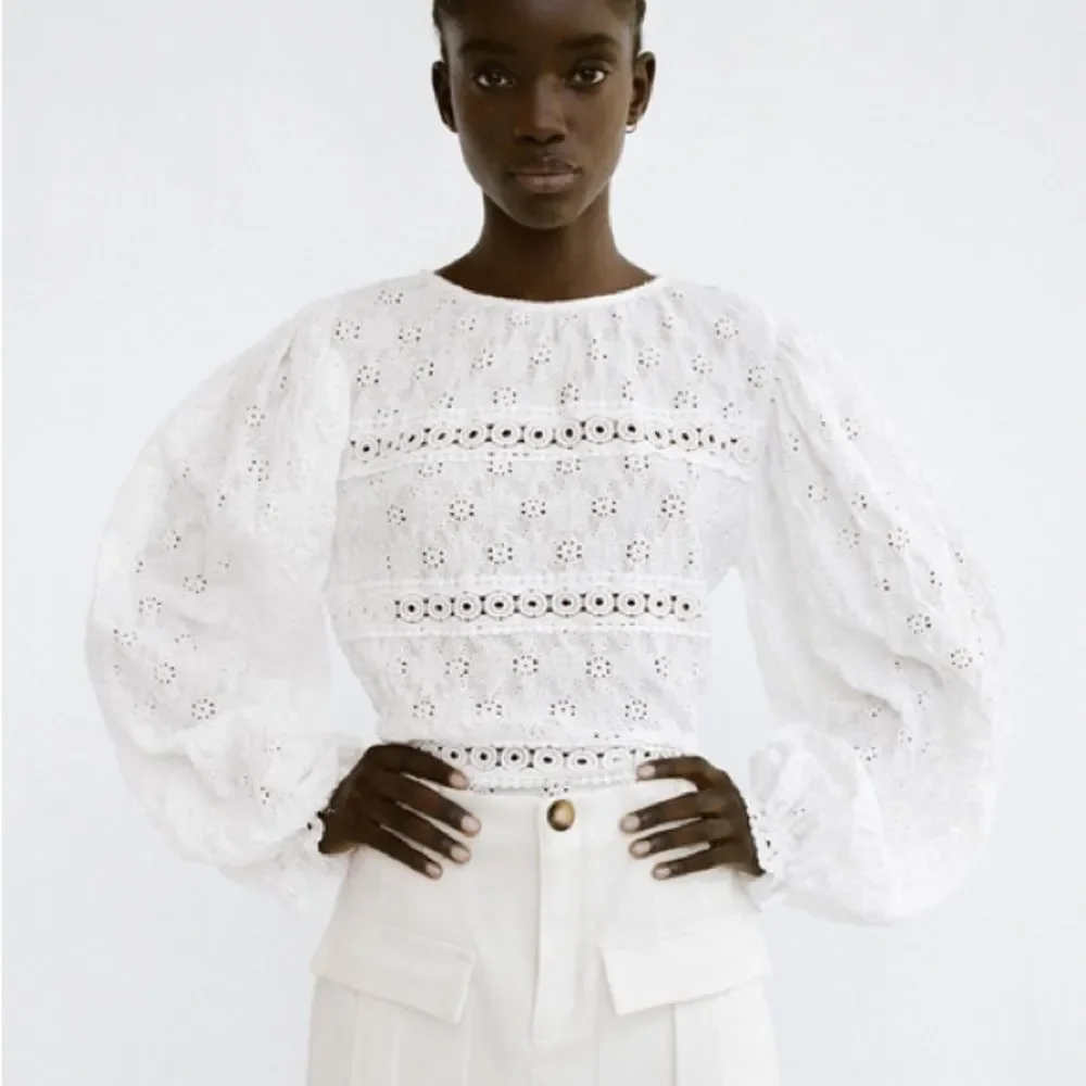Zara Eyelet Balloon Sleeve Crop Top Shirt White Medium Cottagecore‎ Boho Country